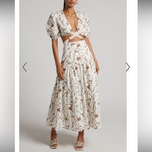 Showpo Cecelia maxi!